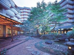 �G�[�X�i�s�a�F�S�{��O�����h�z�e�����̋G